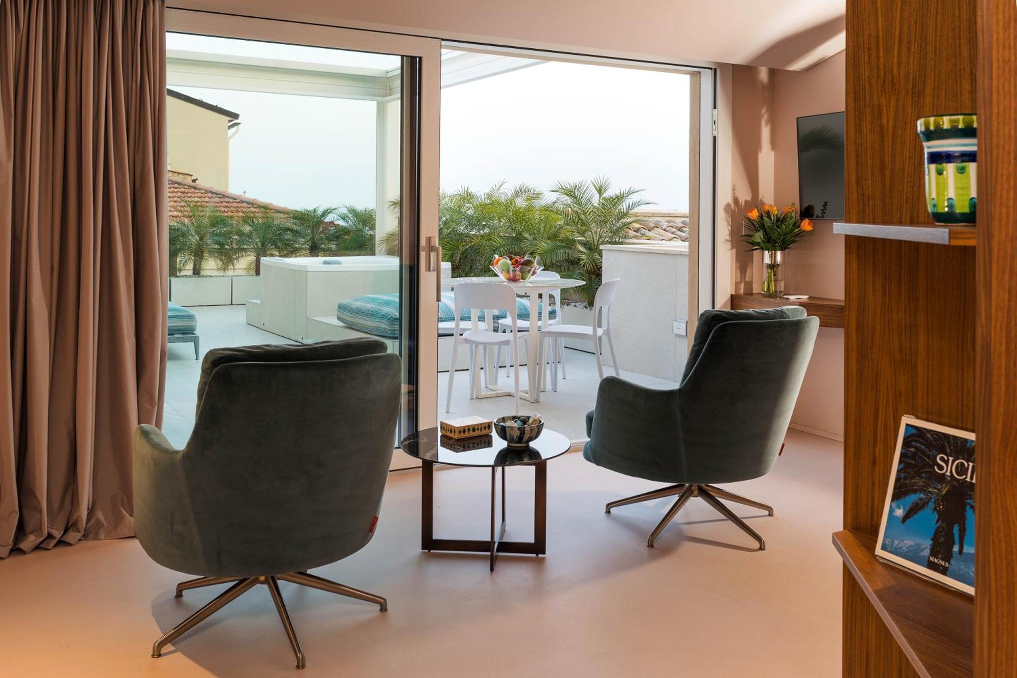 Taormina Infinity Suites Buitenkant foto